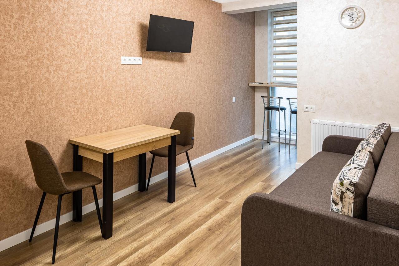 Avalon Time Apartment Leopoli Esterno foto