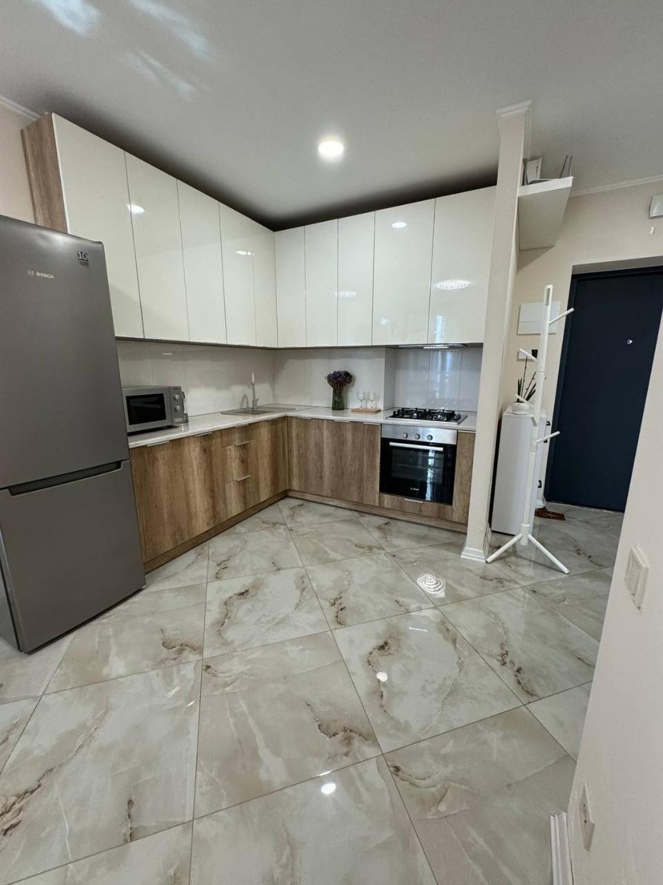 Avalon Time Apartment Leopoli Esterno foto