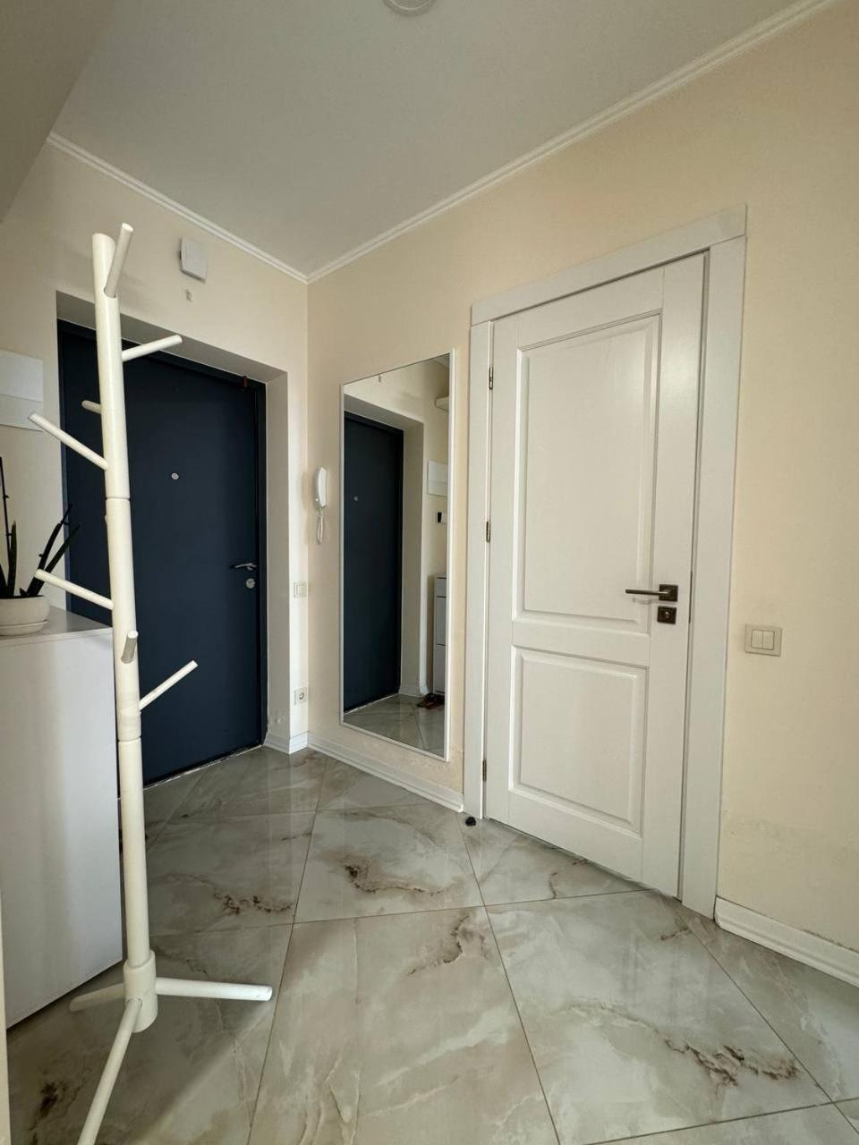 Avalon Time Apartment Leopoli Esterno foto